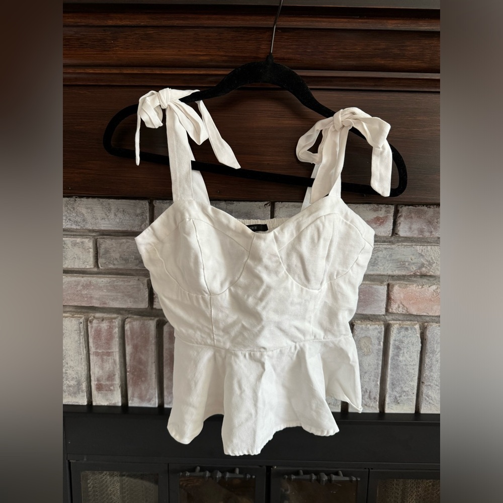 Forever 21 tie shoulder top, slightly cropped